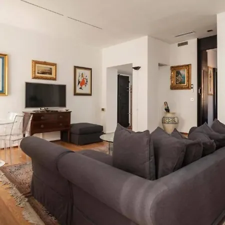 Via Dei Prefettiapartment דירה